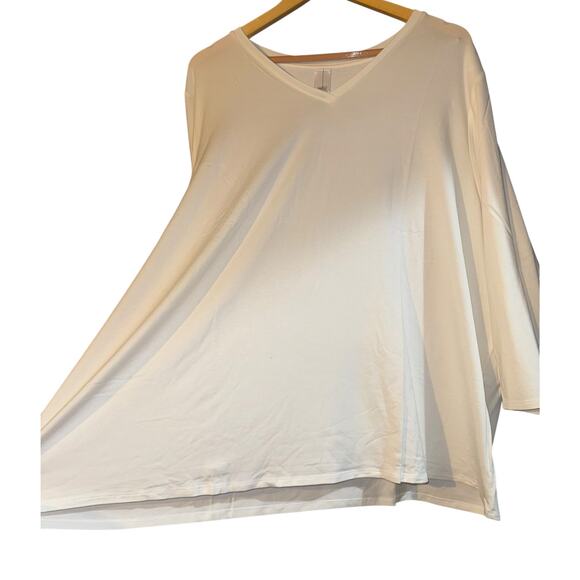New Wynne Layers 3/4 Sleeve V Neck Top White Womens 3X Lightweight Flowy Relaxed - Picture 3 of 10